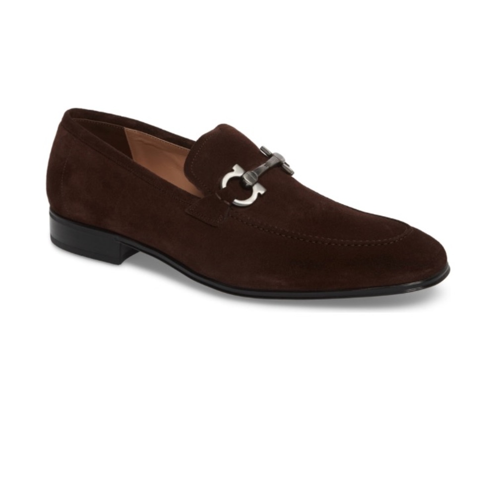 BRAND NEW! Salvatore Ferragamo loafers!